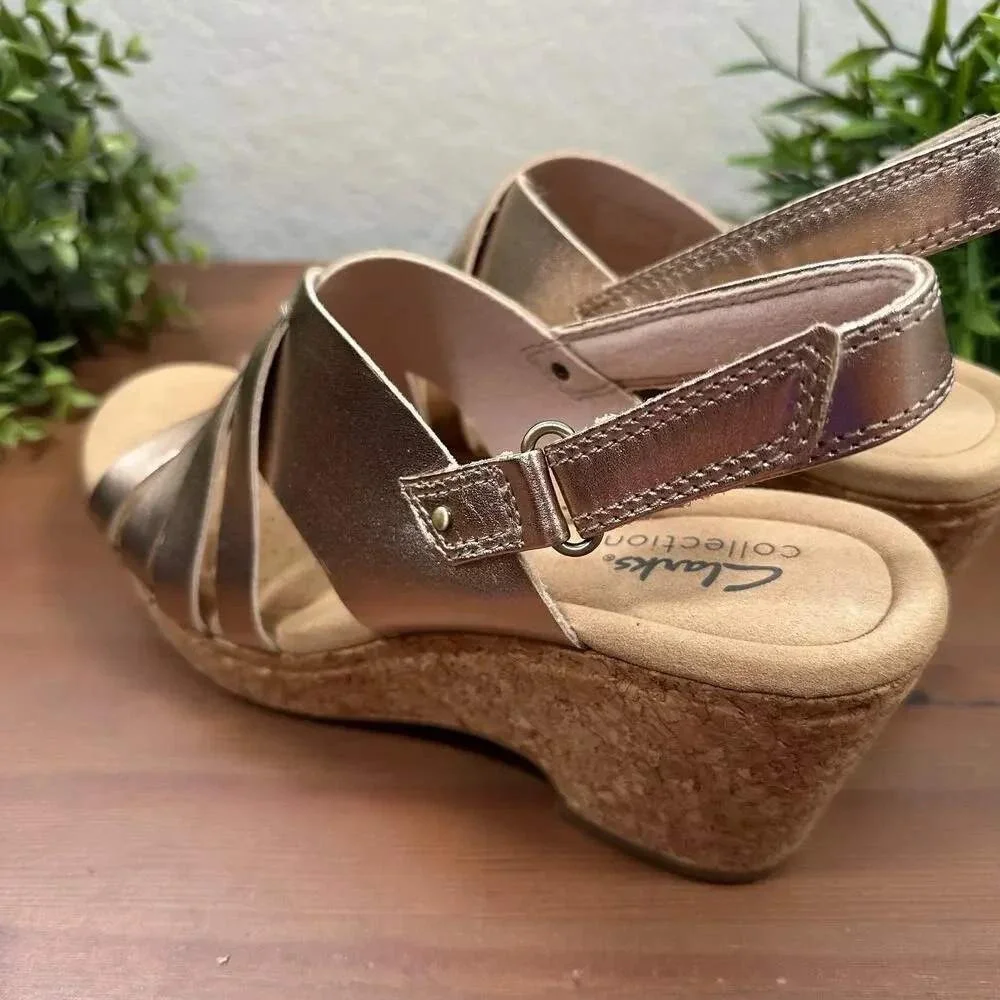 Clarks Giselle Glow Woven Leather Strappy Cork Wedge Sandals Rose Gold Size 8